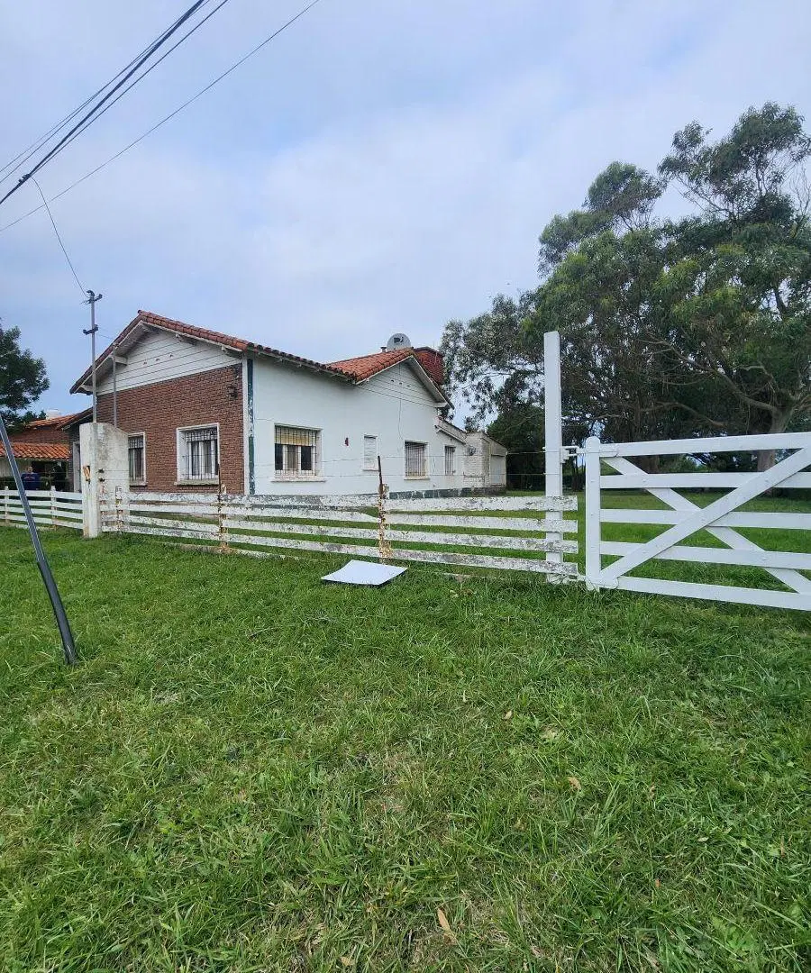 Chalet a reciclar en Copacabana + departamento 2 ambientes 2