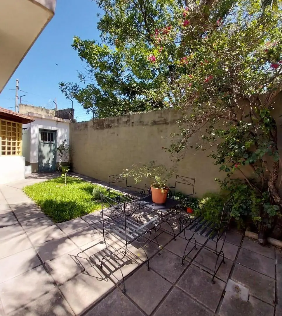 VENTA CASA B VILLA ARGENTINA , A 300 MTS. DE AV. SABATTINI, 3 DORM2 BAÑOS 5