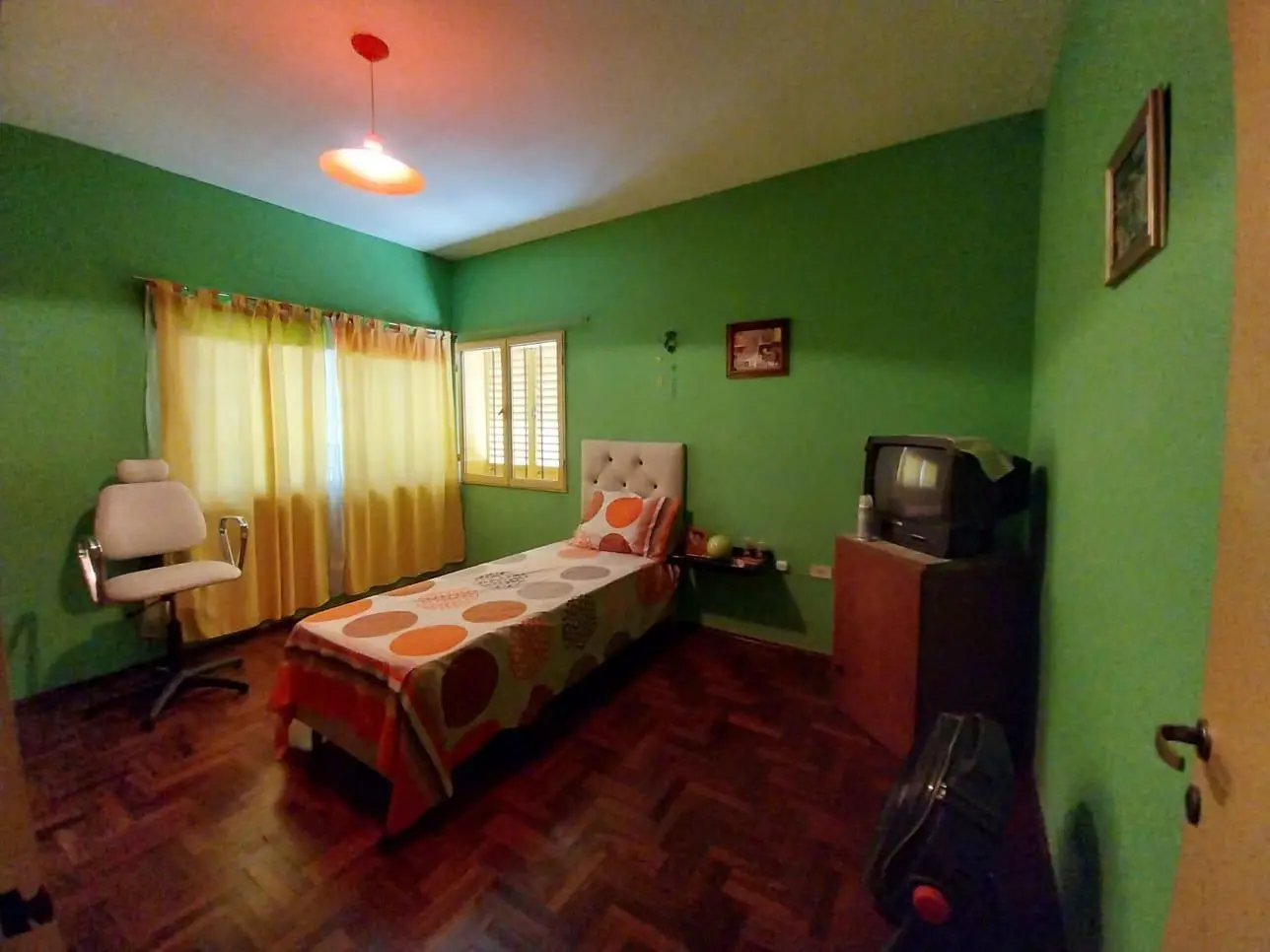 VENTA CASA B VILLA ARGENTINA , A 300 MTS. DE AV. SABATTINI, 3 DORM2 BAÑOS 3