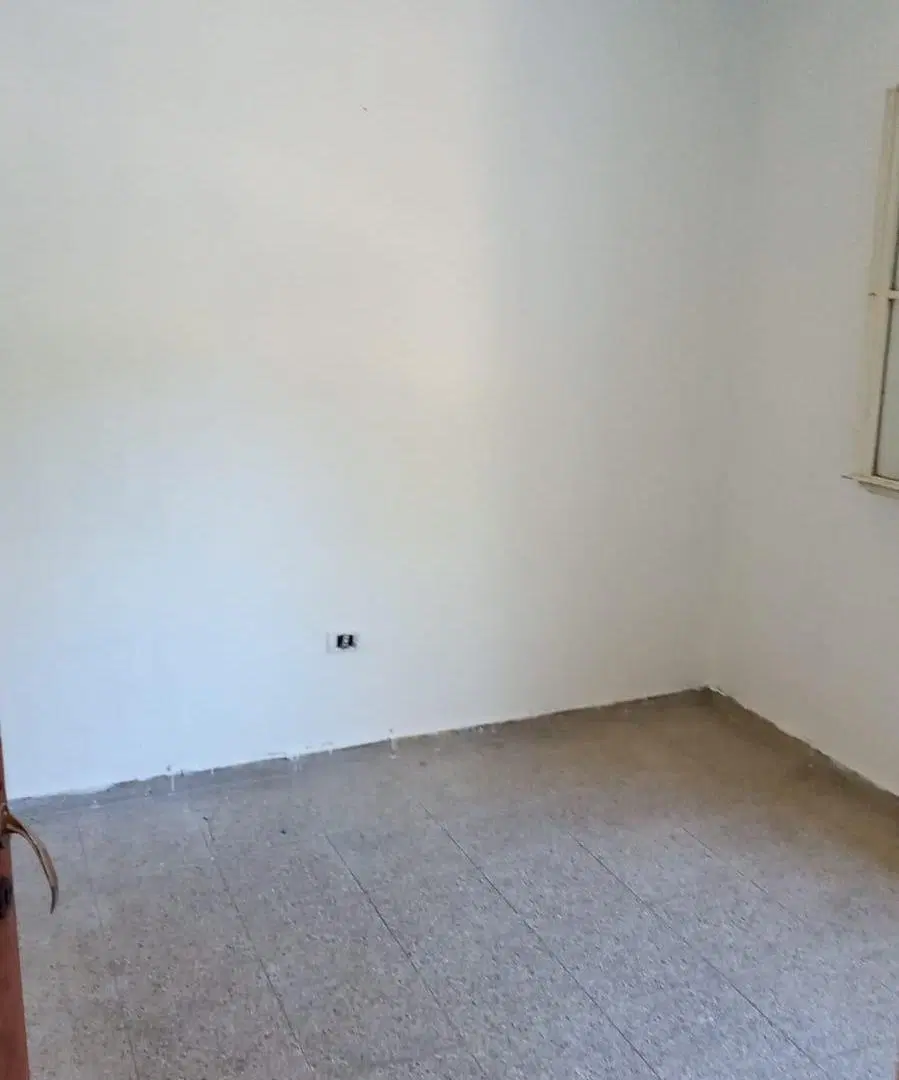 ALQUILO DTO. DOS DORMITORIOS-CELSO BARRIO 2900- A 300 MTS. (EASY-CARREFOUR) 5