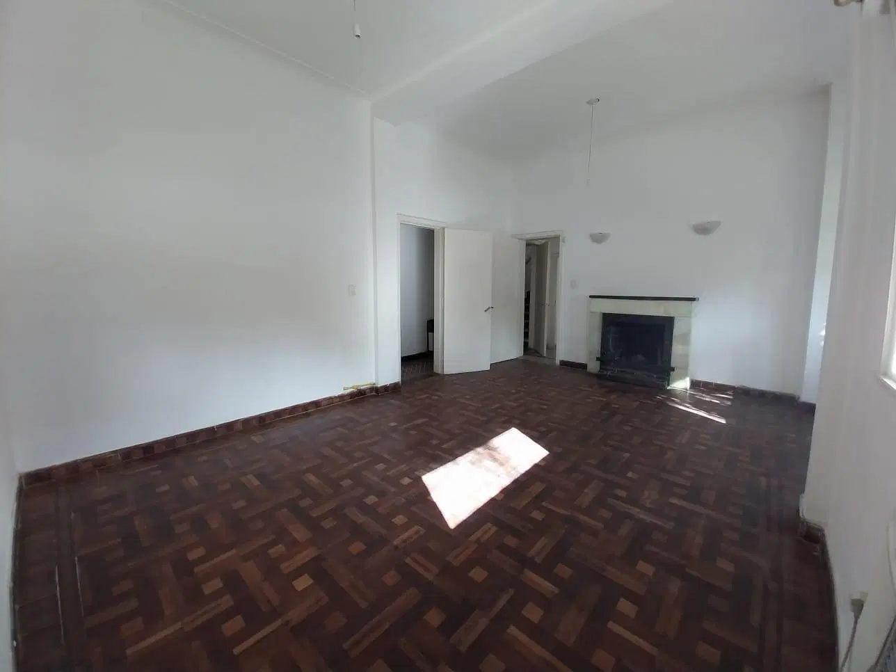 VENDO CASA EN BARRIO SAN VICENTE 3