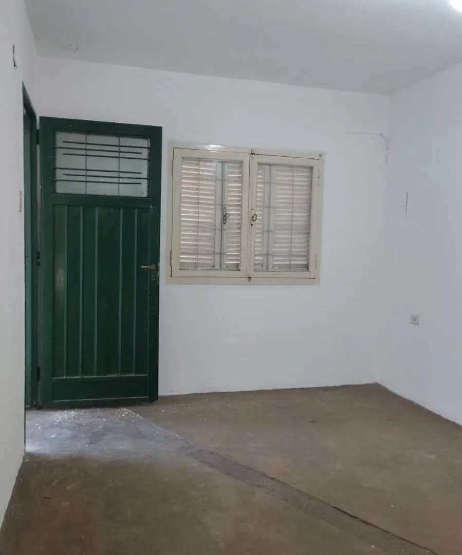 ALQUILO CASA DOS DORMITORIOS EN BARRIO URQUIZA 4