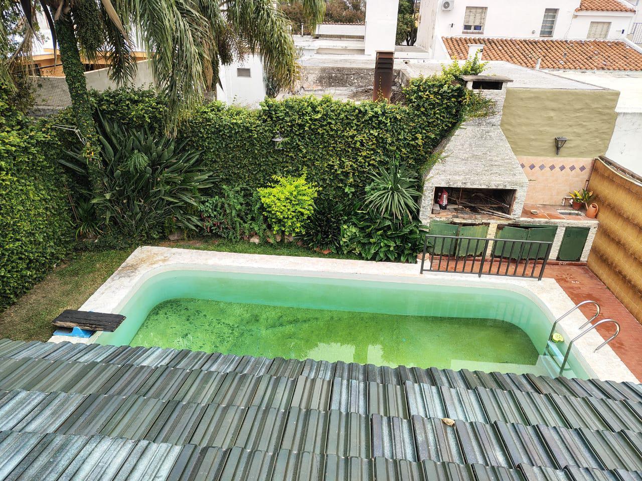 Foto de VENDO IMPORTANTE CASA BARRIO MAIPU, imagen 4