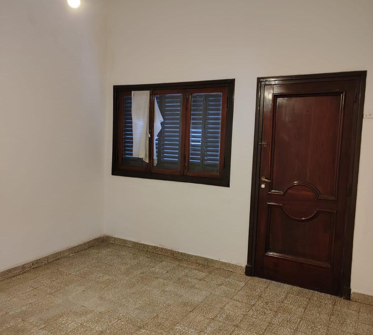 Foto de ALQUILO CASA DOS DORMITORIOS CON GARAJE BARRIO MAIPU, imagen 4