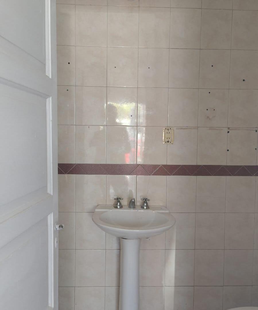 Foto de ALQUILO LOCAL COMERCIAL BARRIO EMPALME, imagen 3