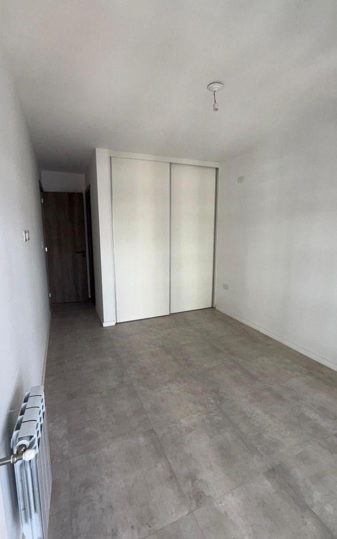Foto de Alquiler anual, 2 dormitorios, centro con balcon a la calle!!, imagen 5