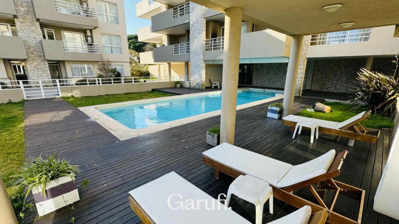 Departamento en Alquiler Temporario en Pinamar con piscina