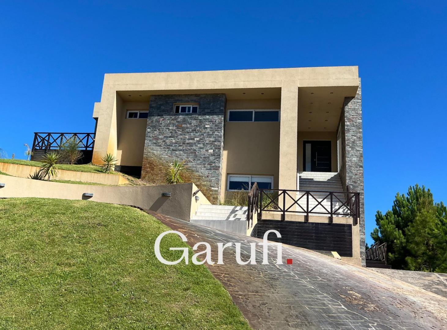 Casa en Venta Financiada en Costa Esmeralda barrio Deportivo 1