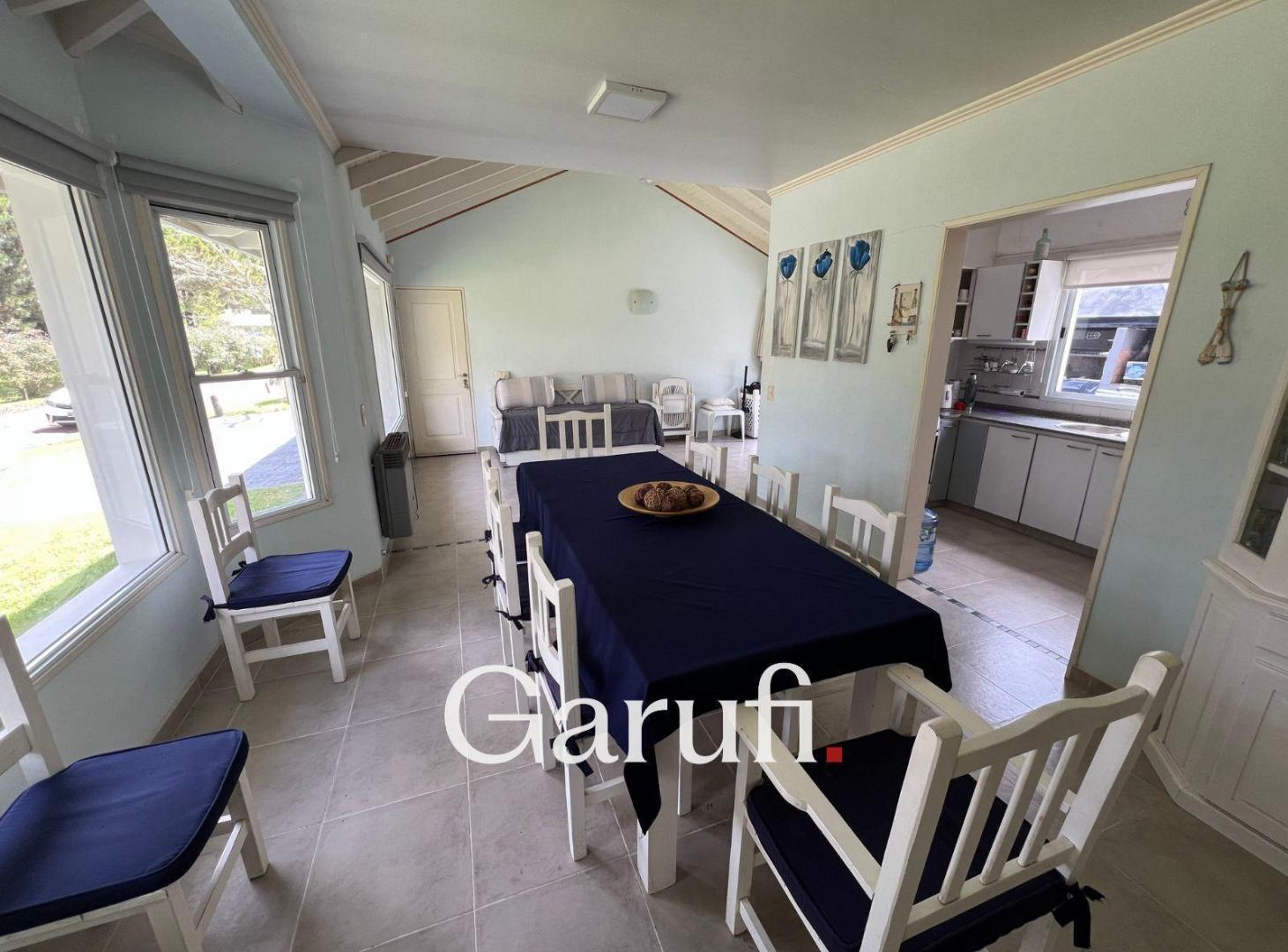 Foto de Casa en venta en Pinamar en barrio Golf Viejo, imagen 5