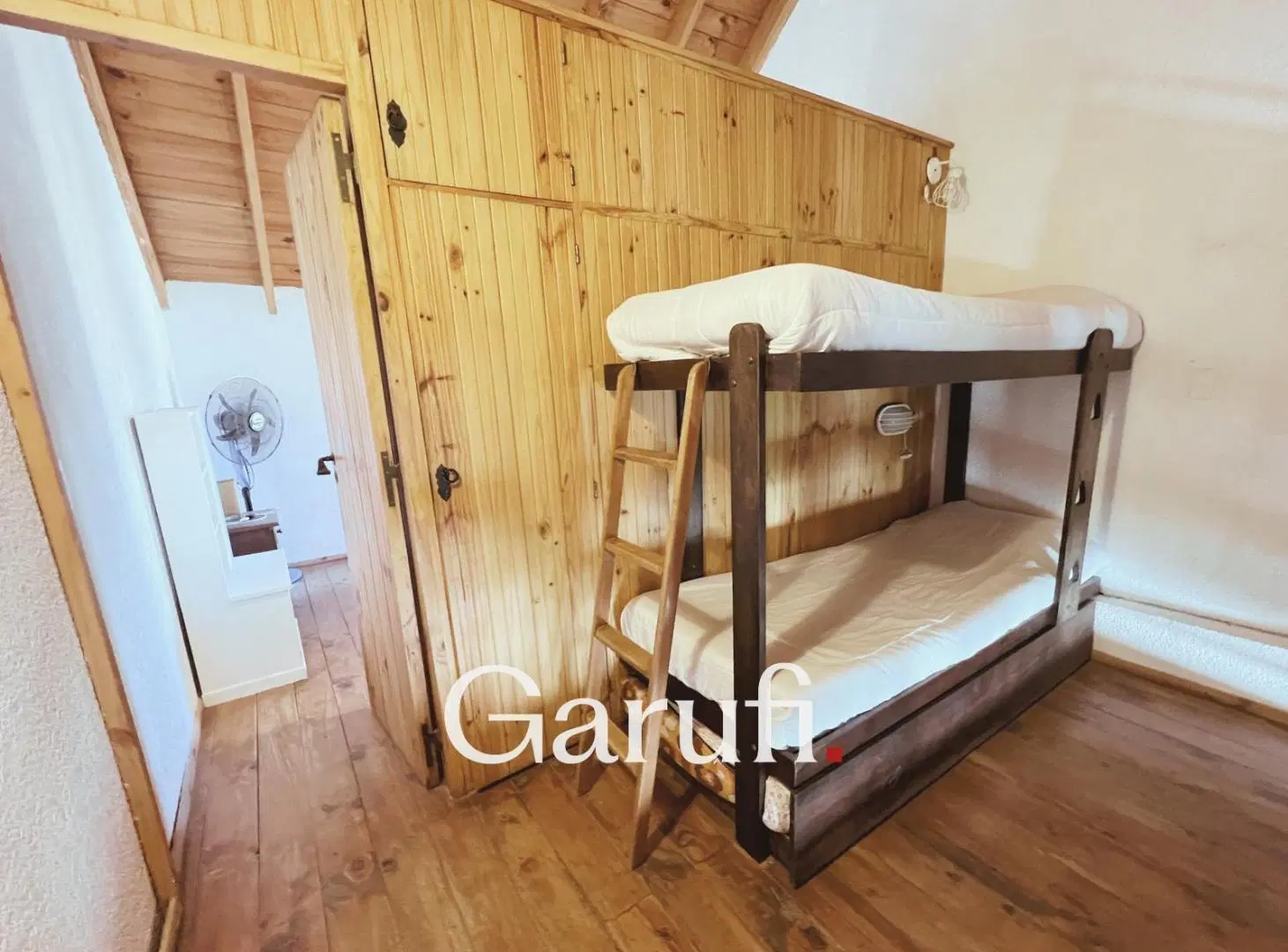 Departamento en alquiler anual en Pinamar con vista al mar 3 ambientes 5