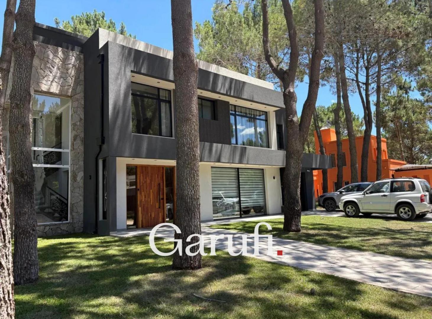 Foto de Casa en Venta en La Herradura a estrenar piscina climatizada, imagen 1