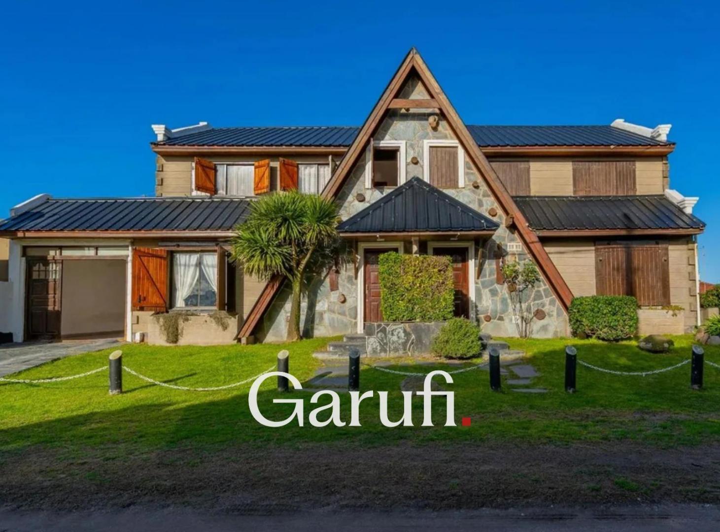 Foto de Casa en Venta en Santa Clara del Mar con vista al mar, imagen 5
