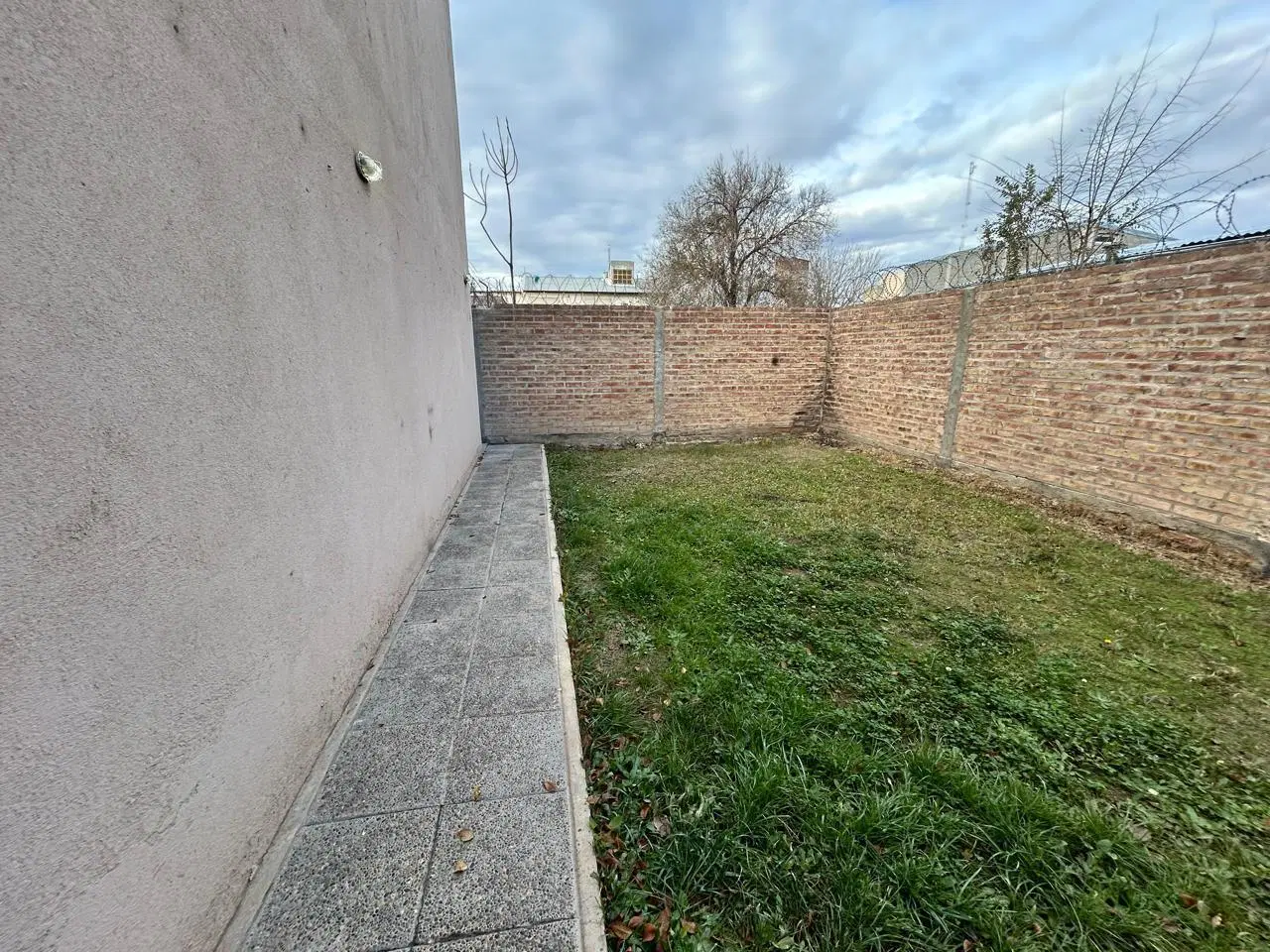 Duplex Alquiler Dos Habitaciones Centro Plottier 1