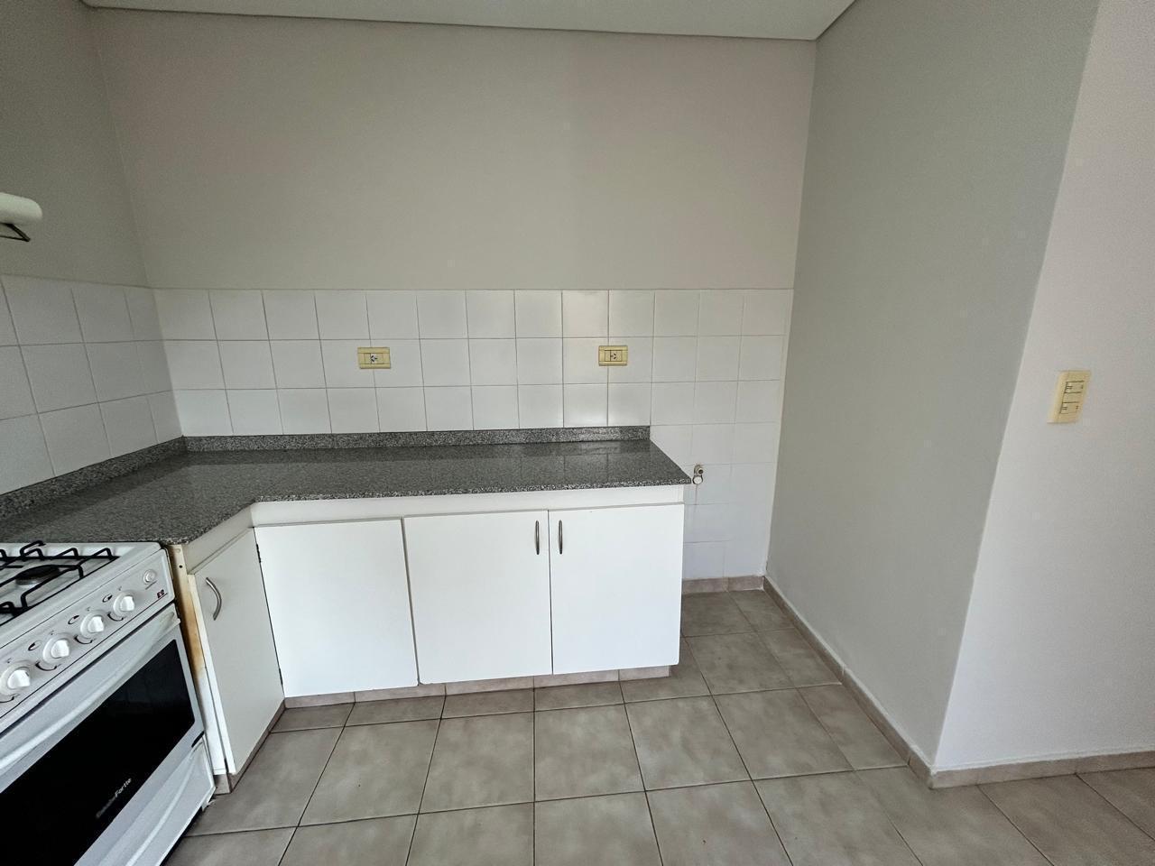 Foto de Duplex Alquiler Dos Habitaciones Centro Plottier, imagen 2