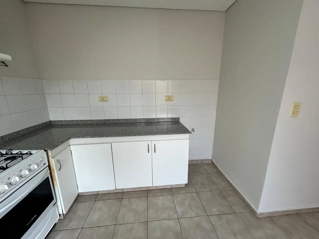 Duplex Alquiler Dos Habitaciones Centro Plottier 2