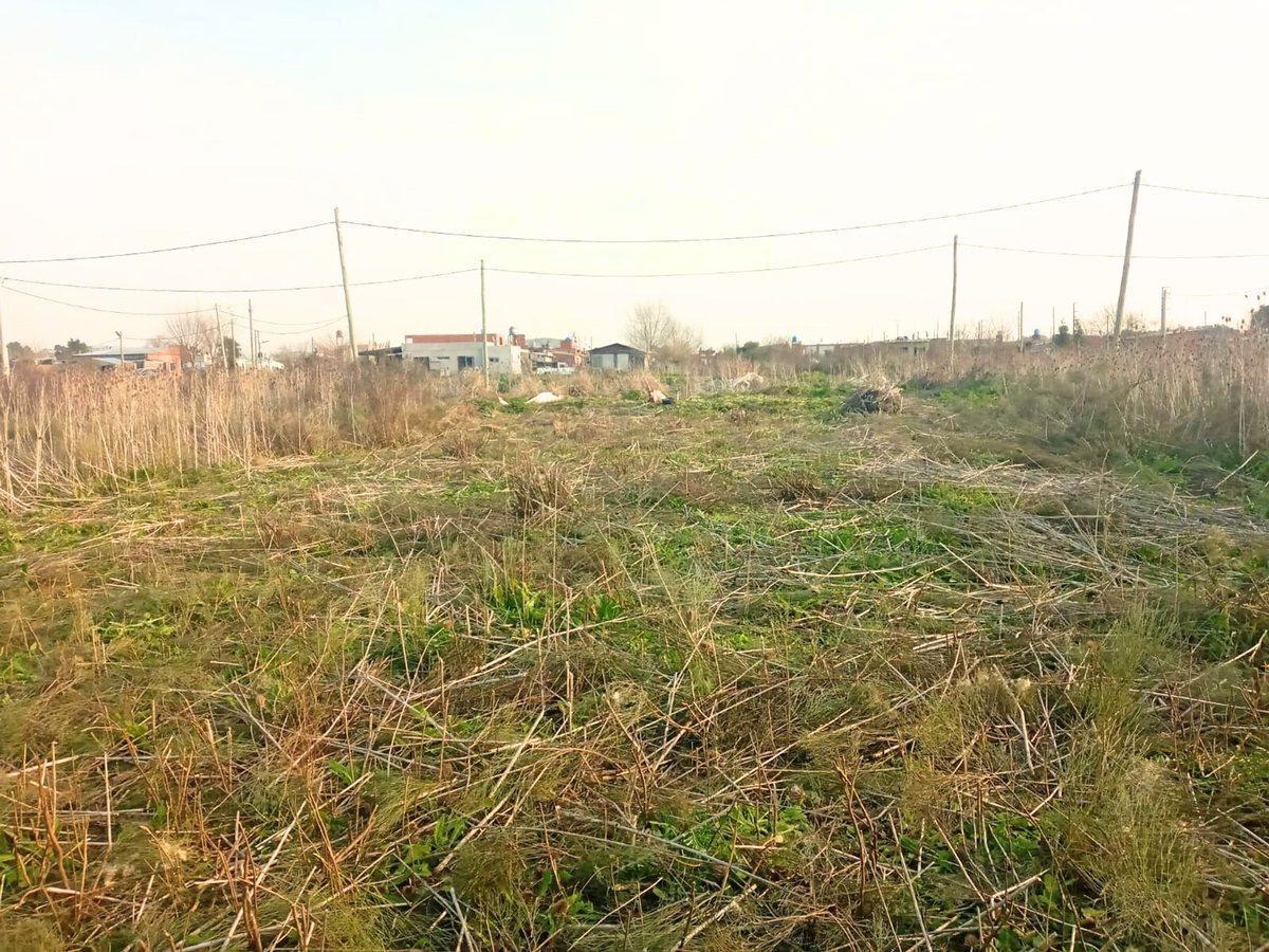 Lote en venta en Melchor Romero La Plata