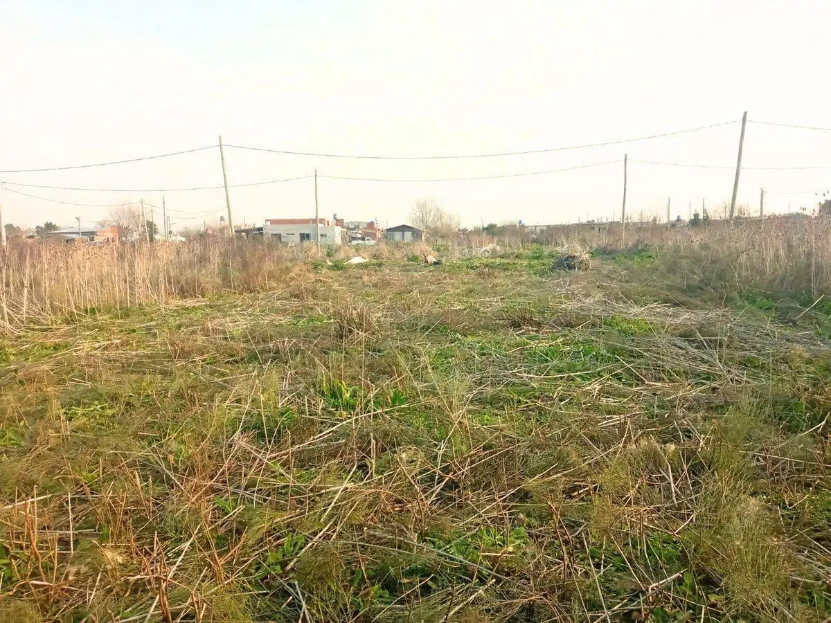 Lote en venta en Melchor Romero La Plata 2