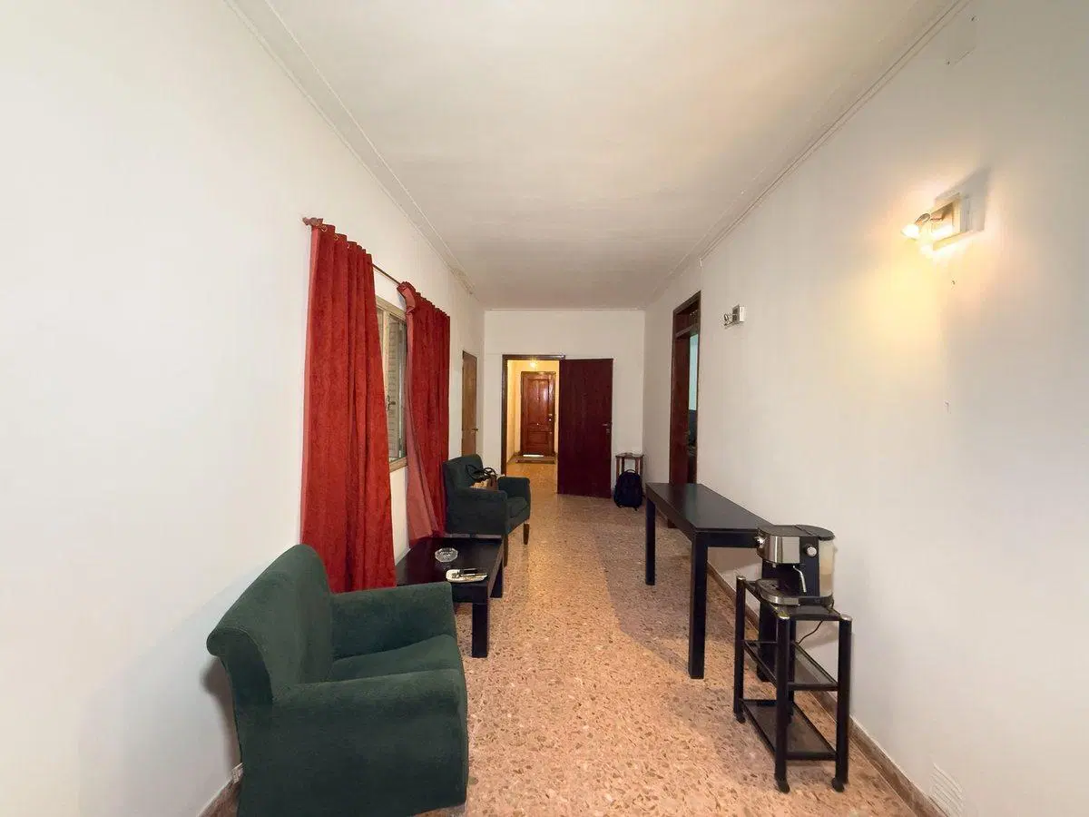 Casa 6 ambientes en venta  La Plata jardín cochera 3