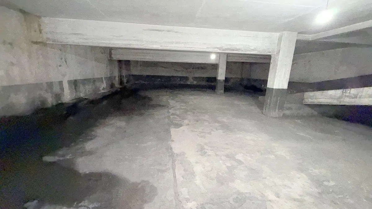 Cochera en venta en La Plata , seguridad 24 hs. 3