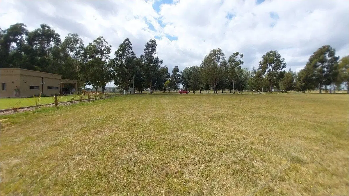 Venta de lote en Country Campos de Roca II, 2