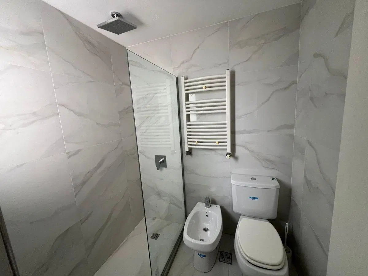 Departamento 2 dormis en venta La Plata c/cochera 5