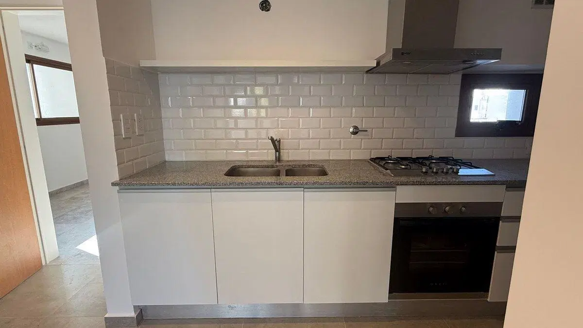 DEPARTAMENTO 2 AMBIENTE EN VENTA LA PLATA  BALCO 2