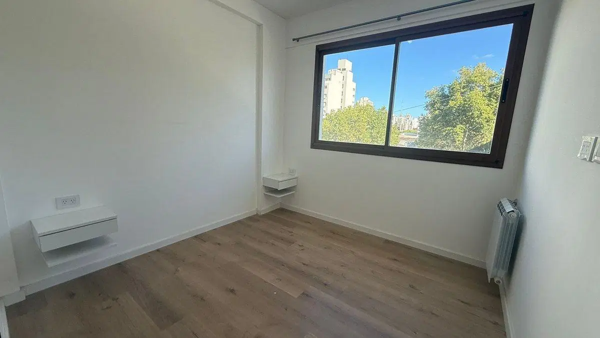 DEPARTAMENTO 2 AMBIENTE EN VENTA LA PLATA  BALCO 3