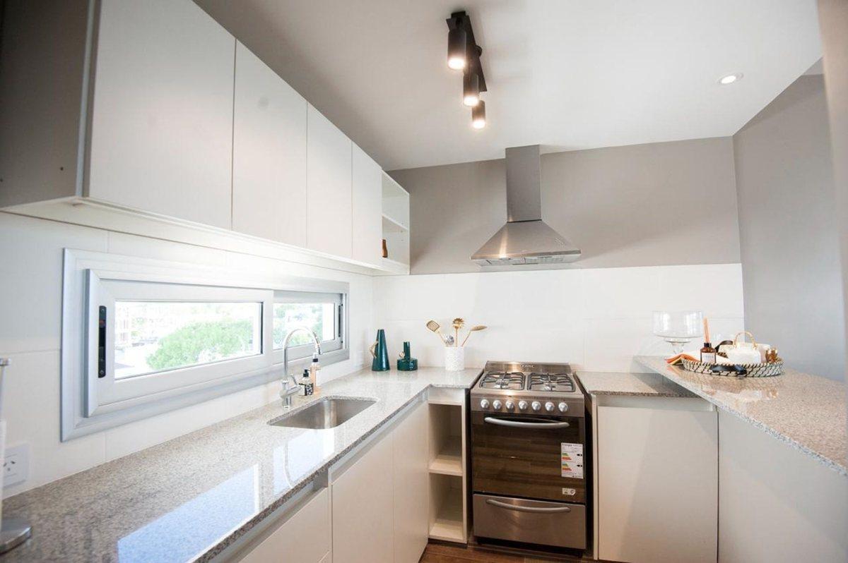 Foto de DEPARTAMENTO MONOAMBIENTE EN VENTA LA PLATA A POZO, imagen 2
