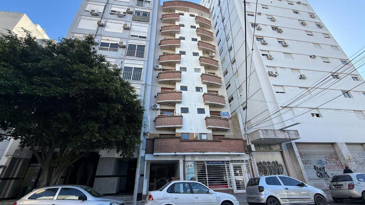 Departamento 2 ambientes en alquiler en La Plata
