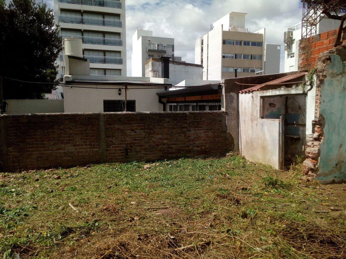 Terreno en venta en La Plata zona casco urbano