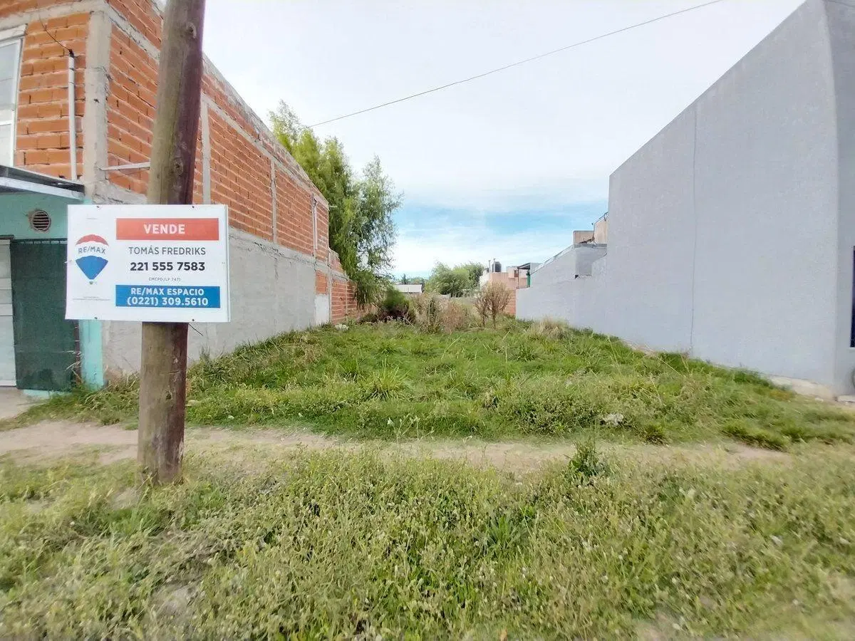 Terreno en venta en Magdalena, sobre asfalto. 2