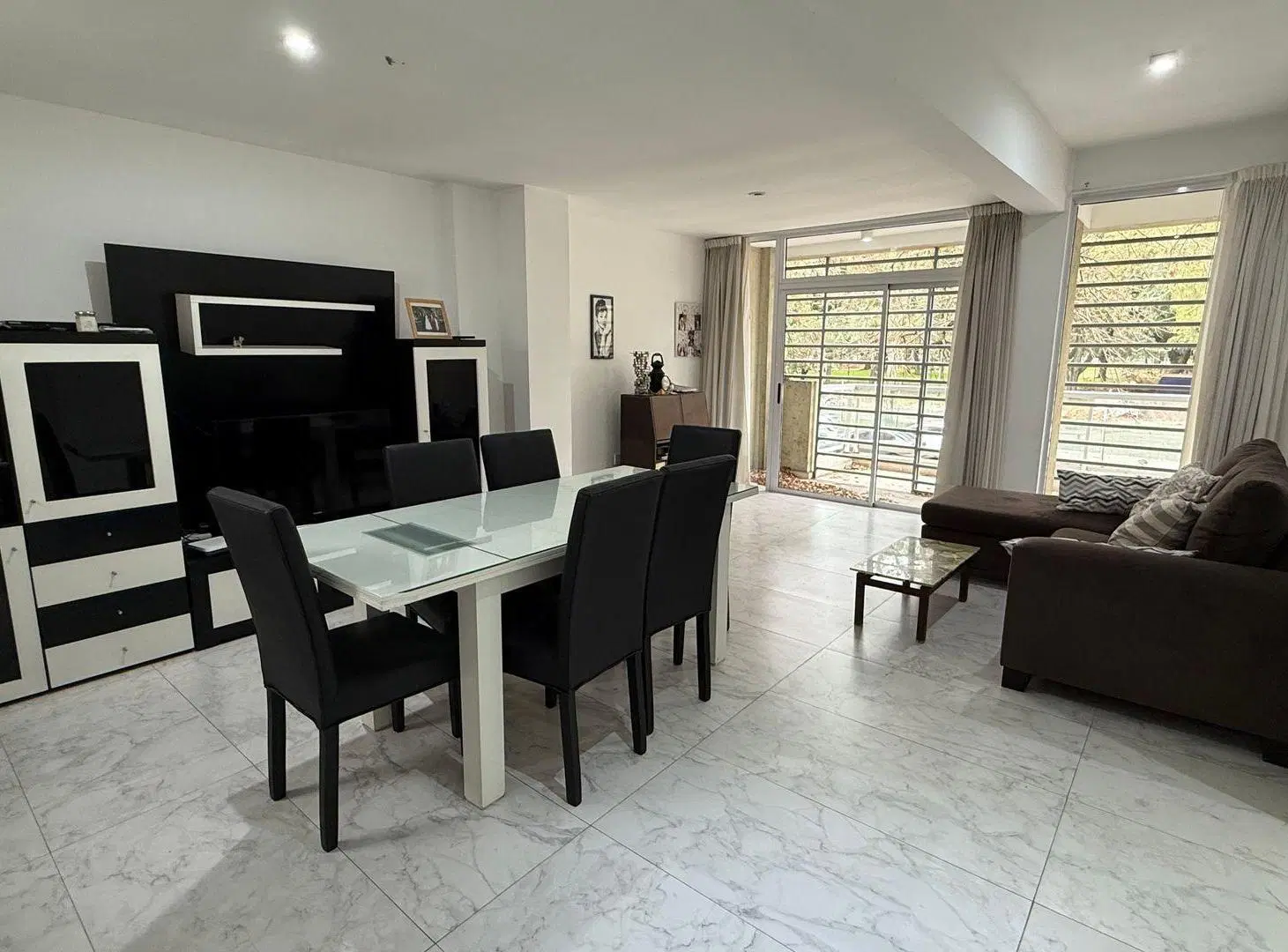 SEMIPISO 3 AMBIENTES EN VENTA COCHERAS /TERRAZA 2