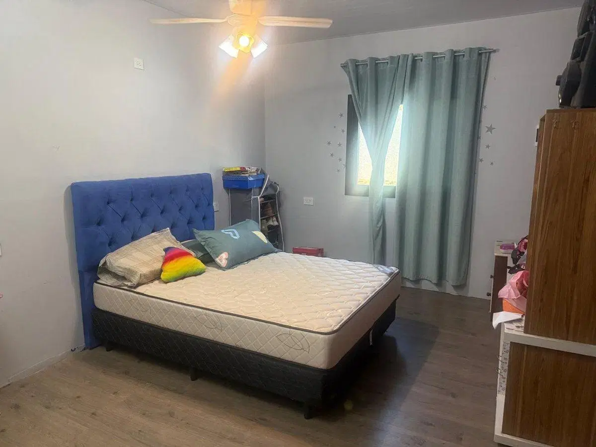 Casa 4 ambiente en venta en Sicardi con pileta 5