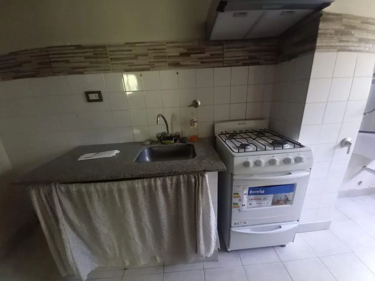 Departamento 4 ambiente en venta en La  Plata 5