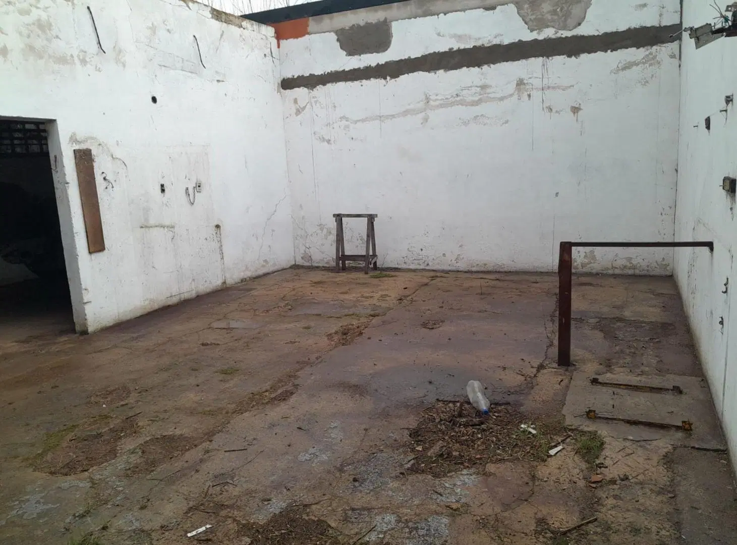 Terreno en venta en Ringuelet La Plata con galpón. 4