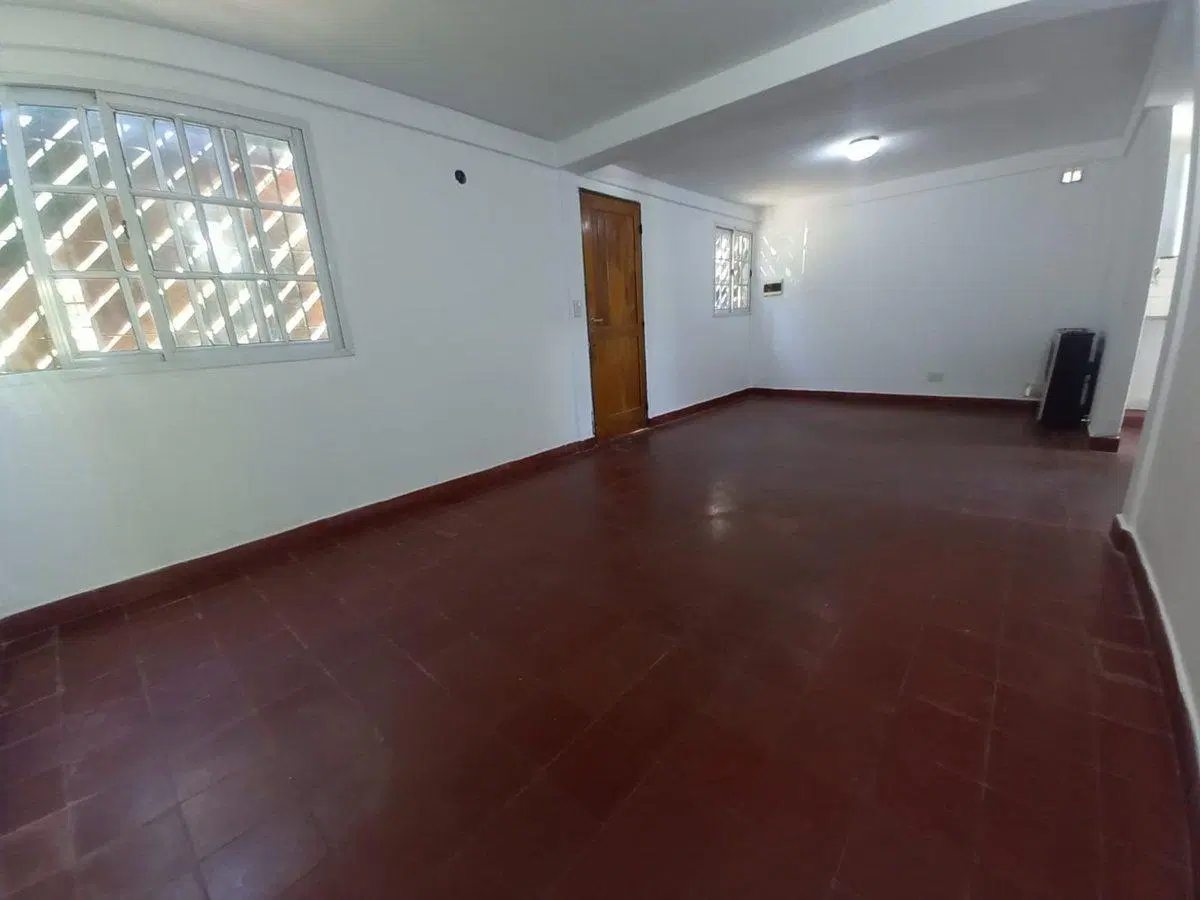 Duplex 4 ambientes en venta en Tolosa 3