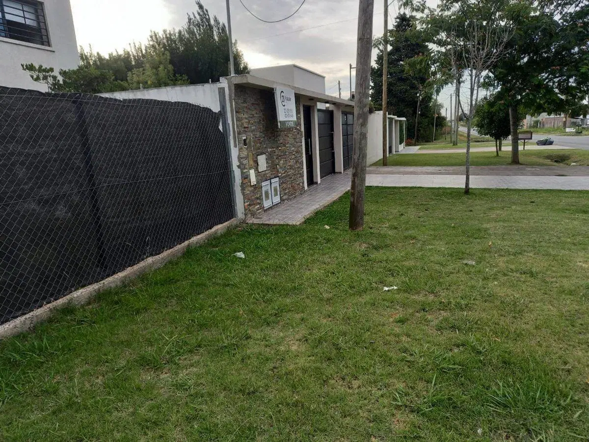 Lote en venta Lisandro Olmos 8