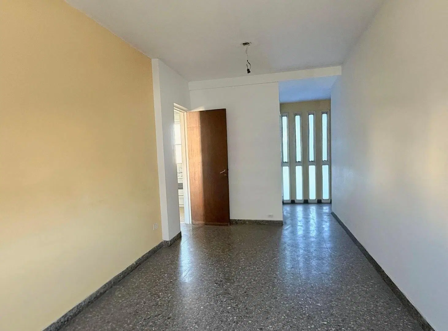 DEPARTAMENTO 2 AMBIENTES EN VENTA LA PLATA 5