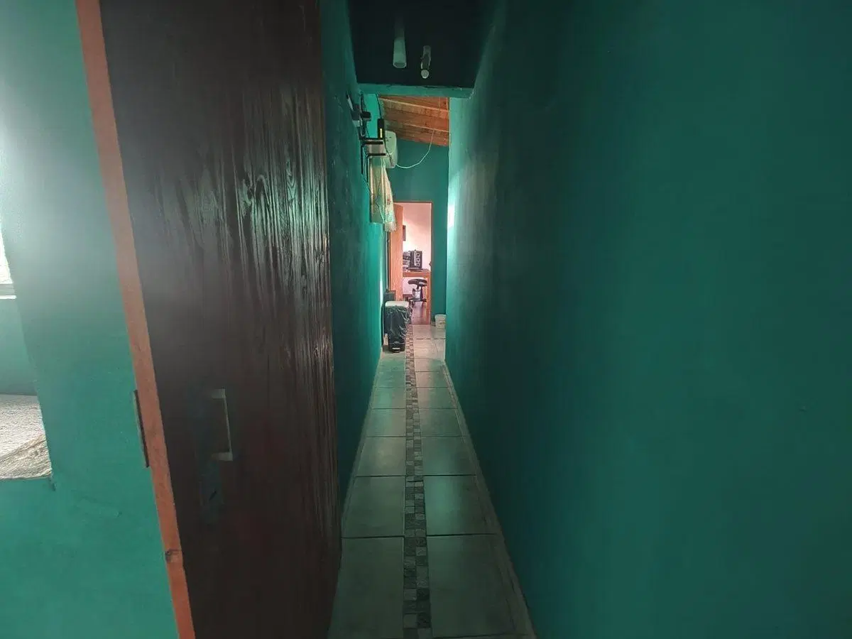 CASA 4 AMBIENTES EN VENTA BERISSO QUINCHO PILETA 8