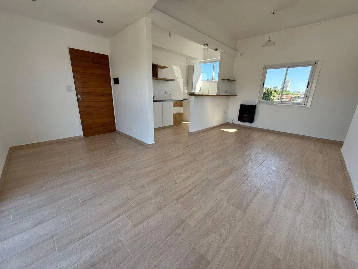 Departamento 2 dormis en venta La Plata c/cochera 3