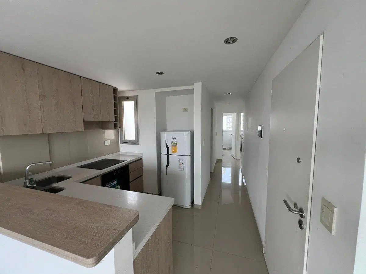 Departamento 2 dormis en venta La Plata c/cochera 3