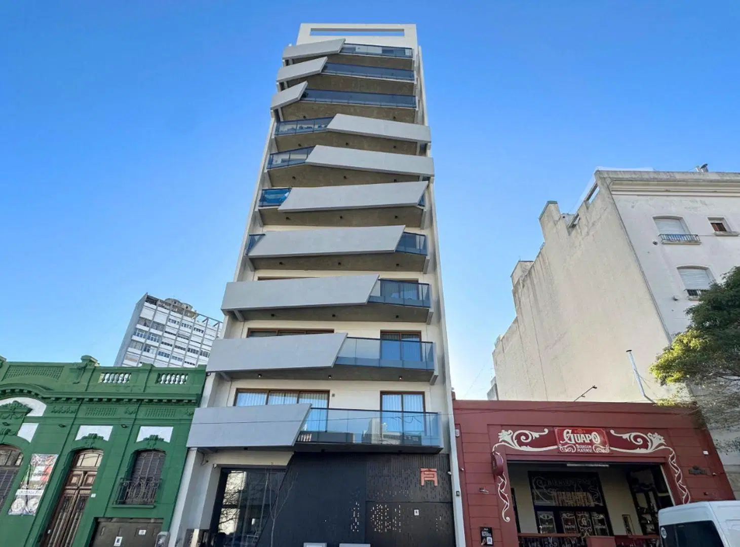 DEPARTAMENTO 2 AMBIENTE EN VENTA LA PLATA  BALCON 2