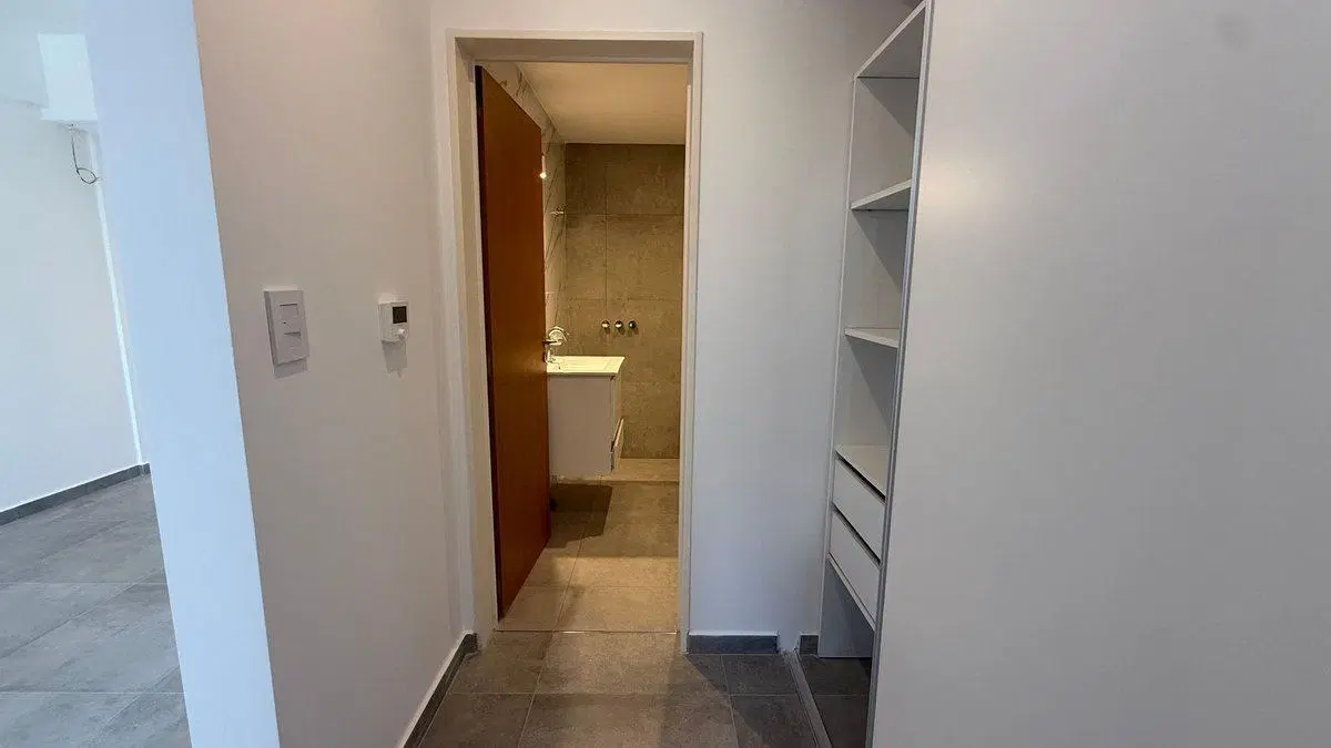 DEPARTAMENTO 2 AMBIENTE EN VENTA LA PLATA  BALCON 8