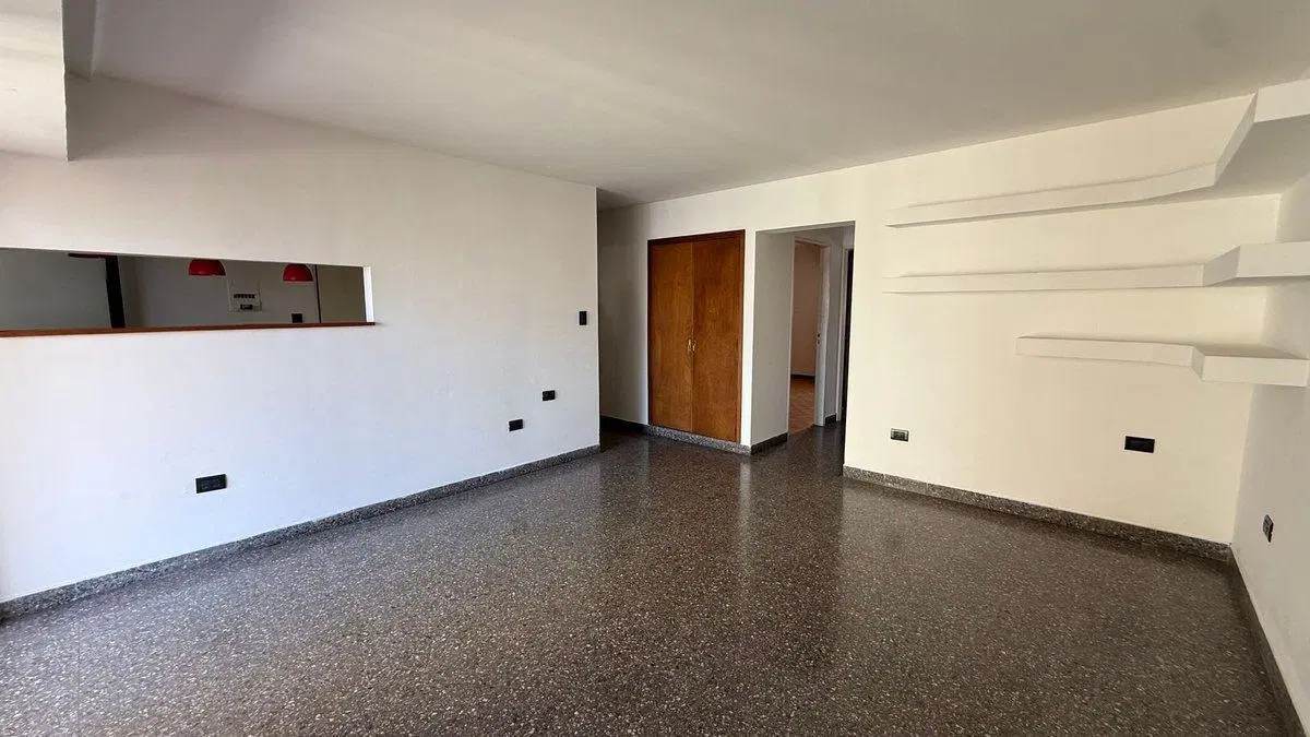 Departamento 2 dormitorios en venta en La Plata 4