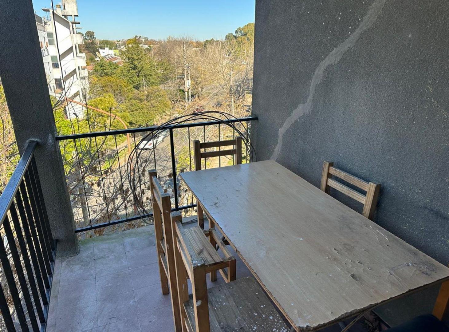 Foto de Departamento 4 dormitorios venta en Villa Elvira, imagen 4