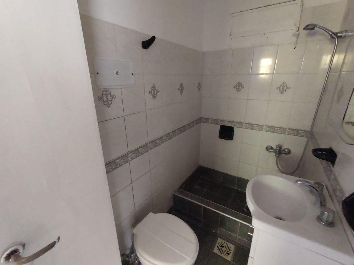 Foto de Casa 1 dormitorio en venta en Los Hornos con dpto, imagen 1