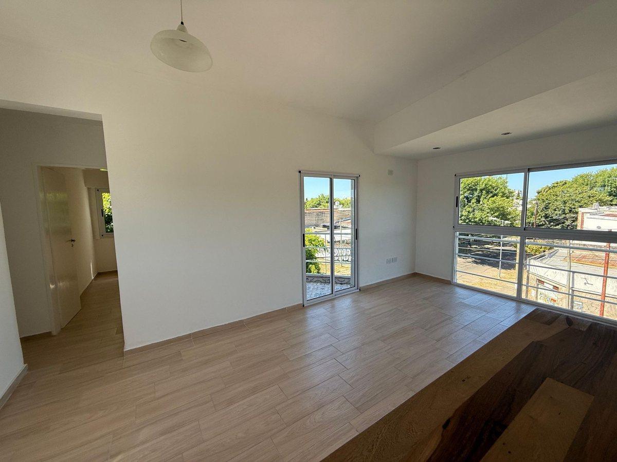 Foto de Departamento 2 dormis en venta La Plata c/cochera, imagen 1