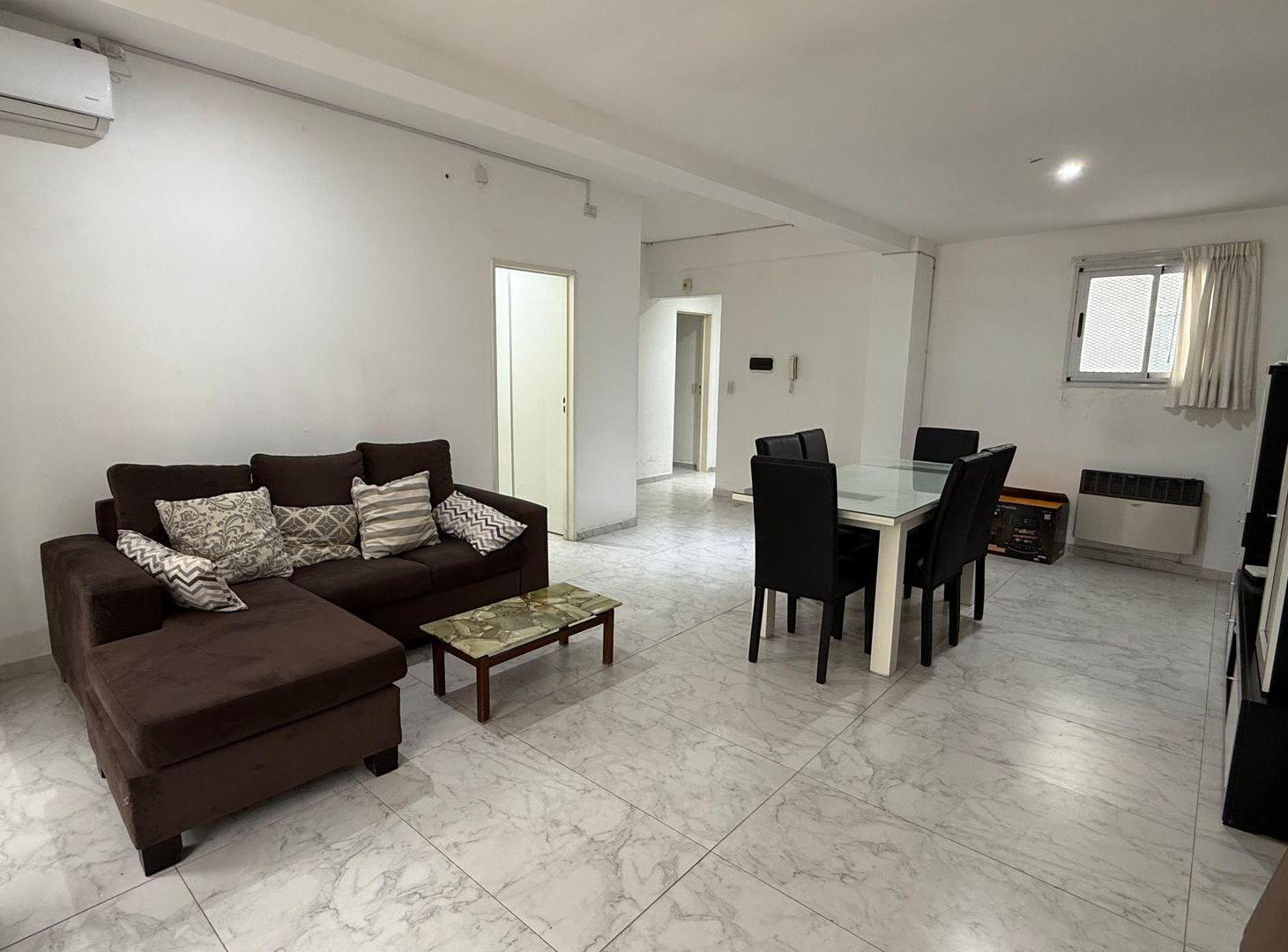 Foto de DEPARTAMENTO 2 DORMITORIOS VENTA COCHERAS TERRAZA, imagen 2