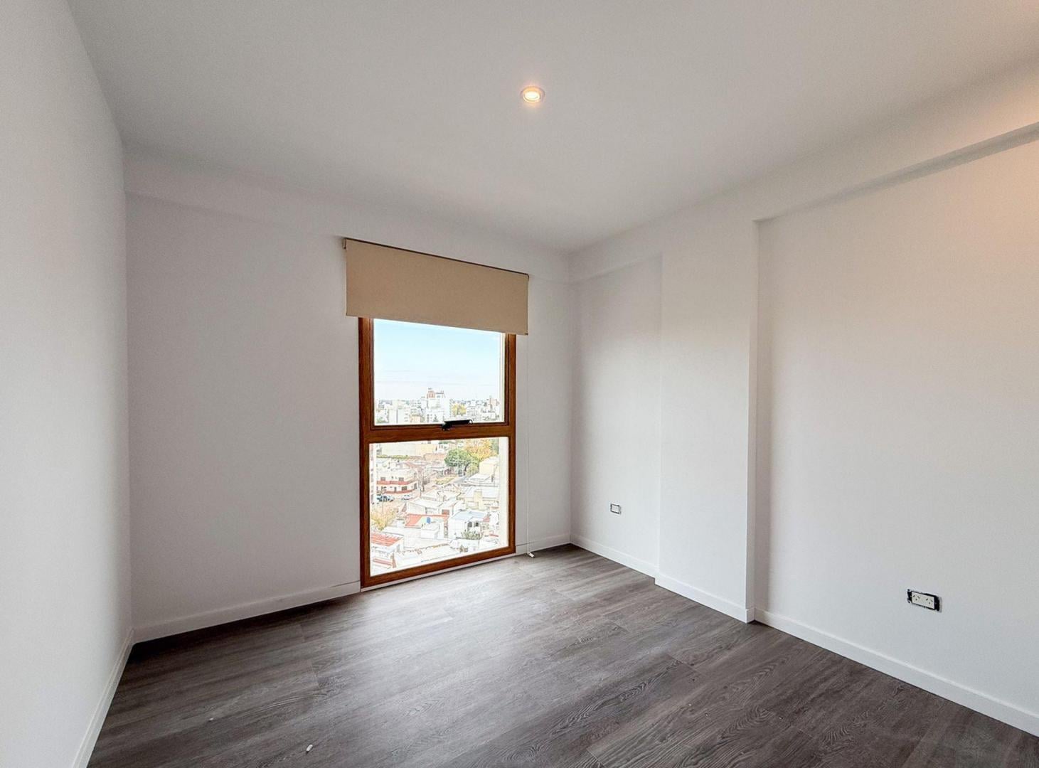 Foto de DEPARTAMENTO 1 DORMITORIO EN VENTA LA PLATA BALCON, imagen 1