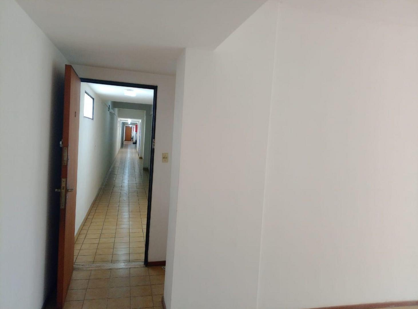 Foto de DEPARTAMENTO 1 DORMITORIO EN LA PLATA, imagen 5